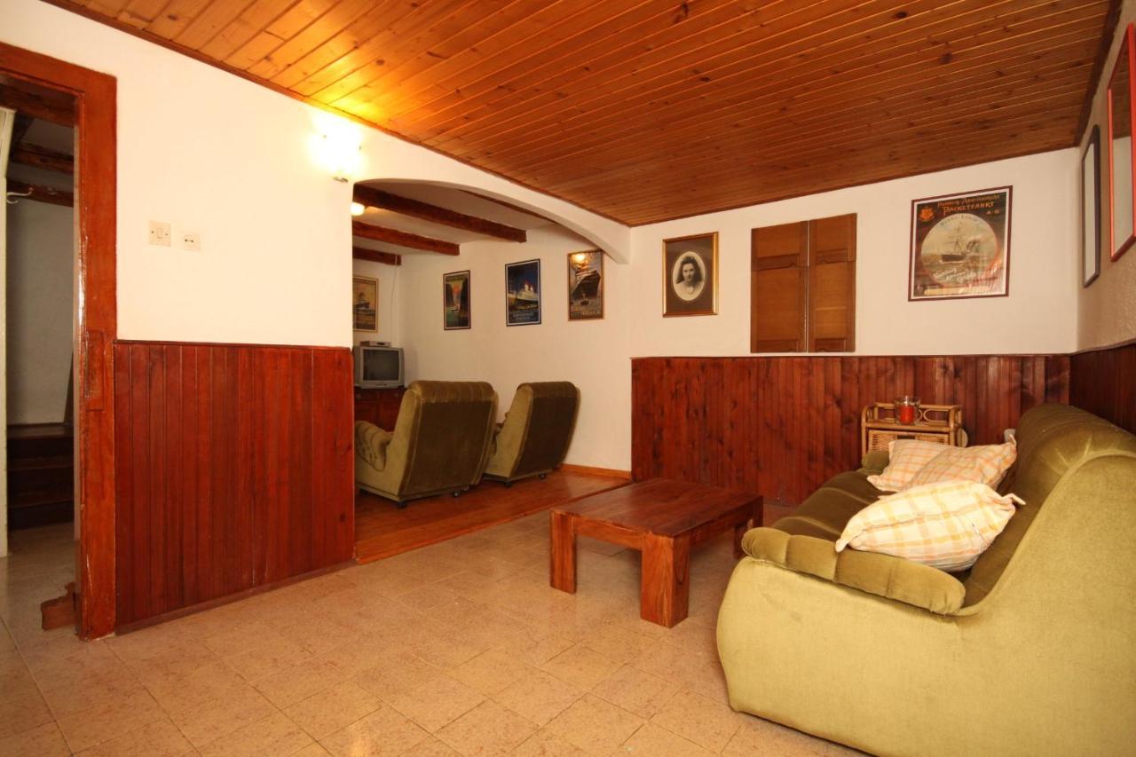 Semesterbostad House With Wifi Stivan, Cres - 7995 Štivan